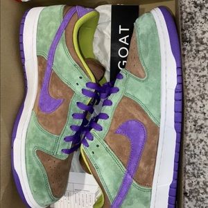 Nike low dunk retro veneer sneakers size 13
